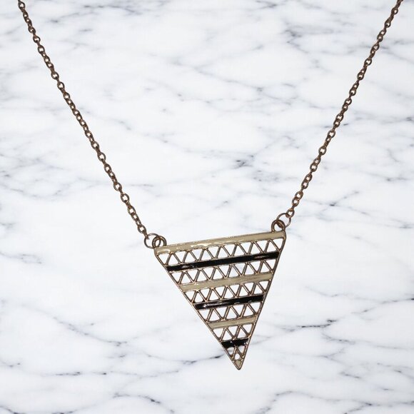 Vintage Geometric Triangle Pendant Necklace Gold Tone Boho Art Deco Adjustable - Picture 1 of 6